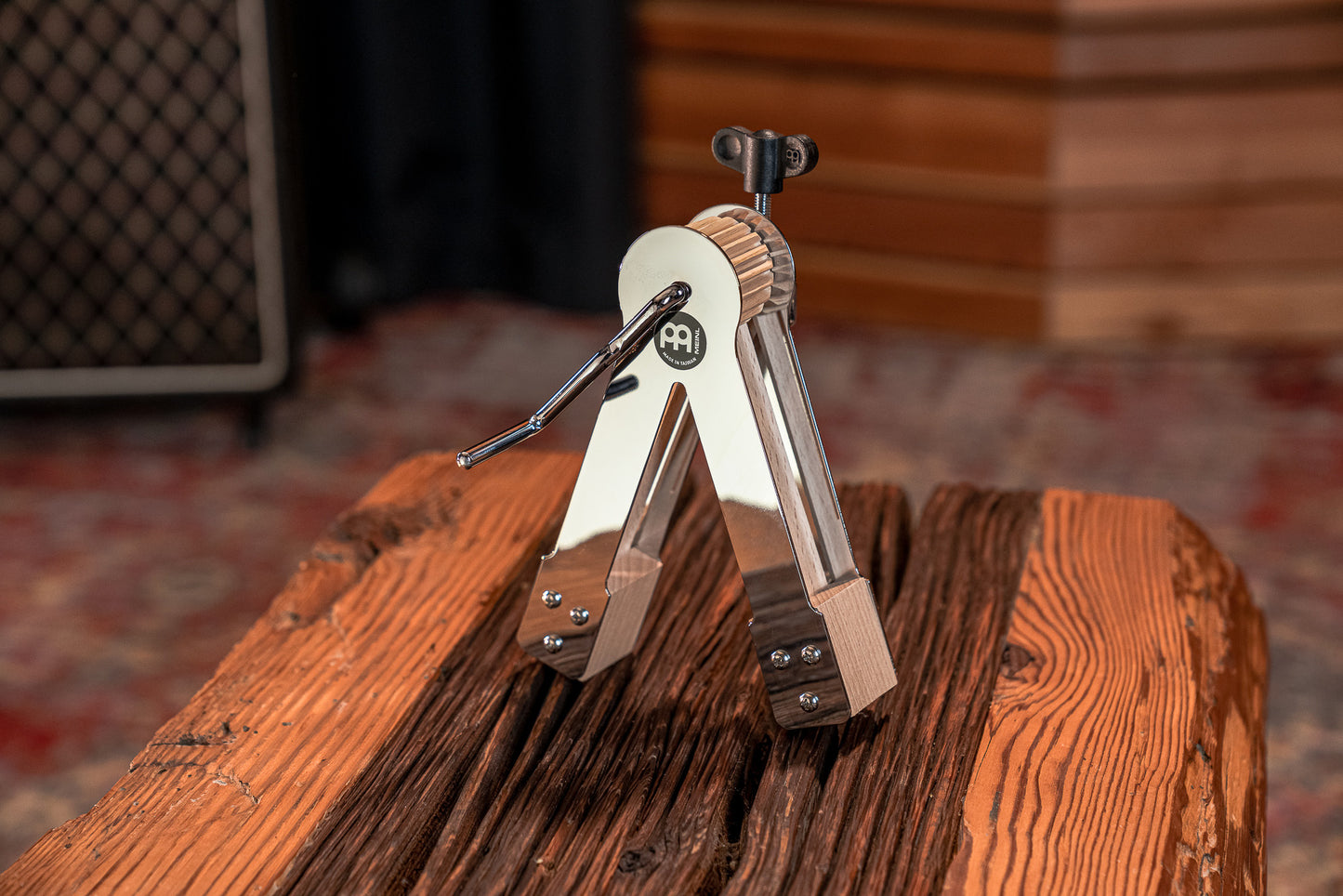 CrƩcelle d'orchestre Meinl en acier chromƩ et bois. Montable sur un stand