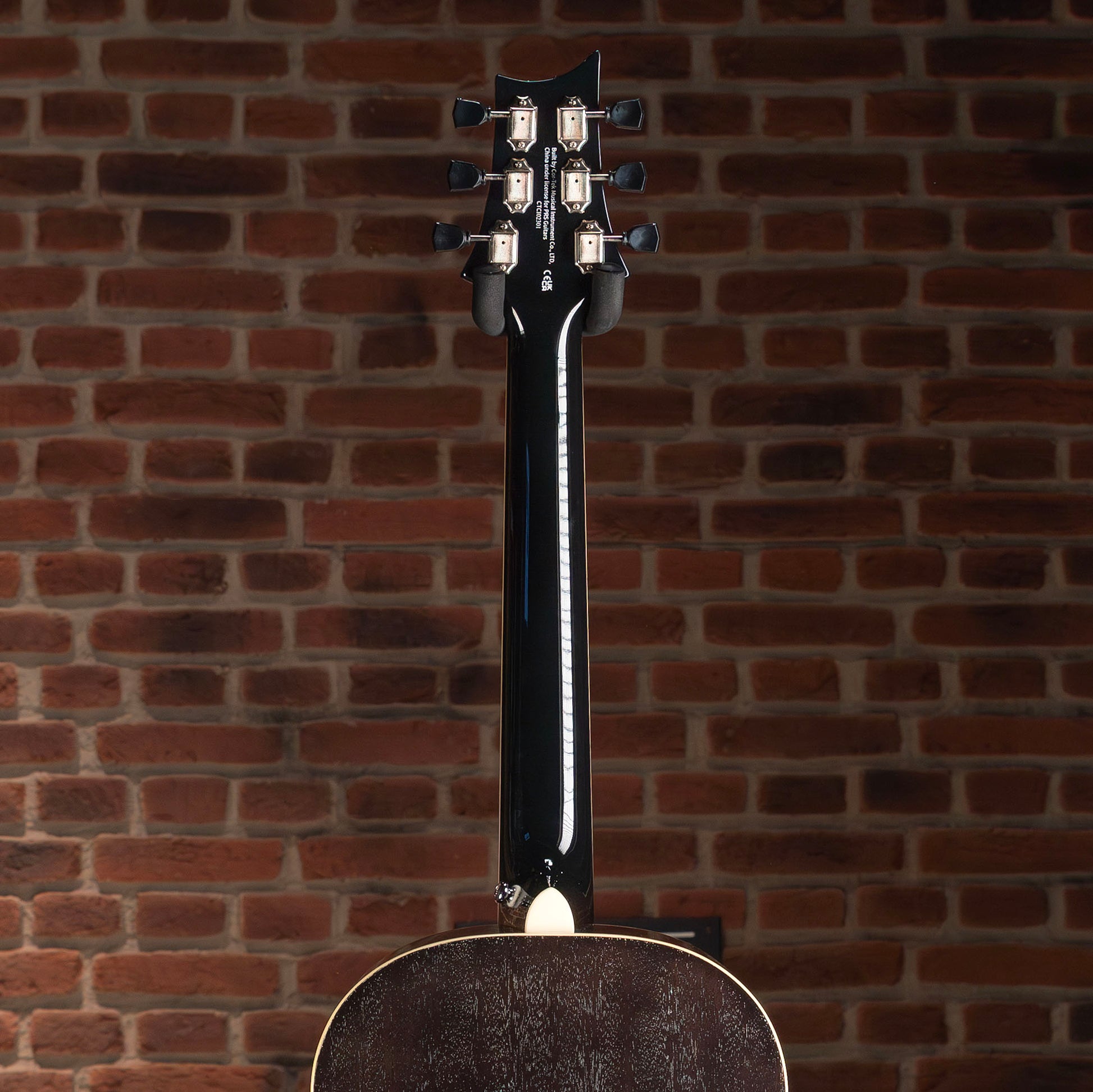 PRS SE P20E PARLOR GLOSS BLACK LTD RUN