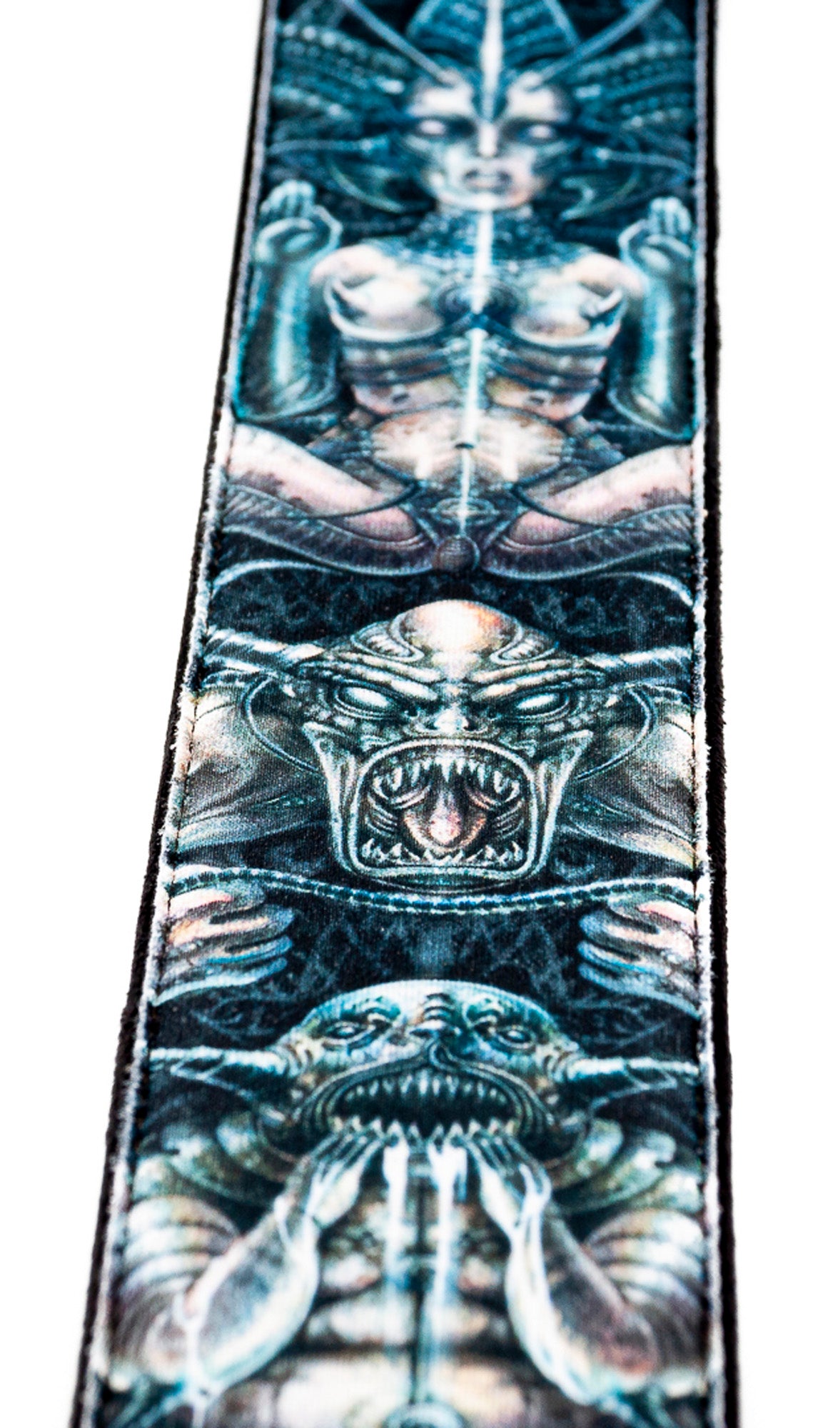 Courroie modèle SEVEN, extérieur tissu, largeur 6 cm, longueur 100 à 145 cm, porte-médiators intégré, unic (sept péchés)