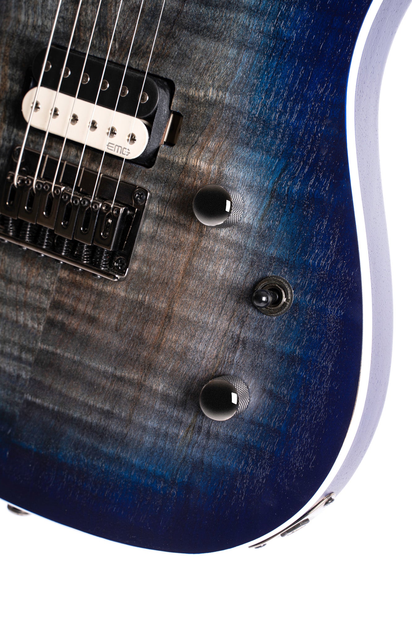 KX300, corps acajou, table érable figuré, manche vissé érable, touche jatoba, micros EMG RetroActive, cobalt burst pores ouverts