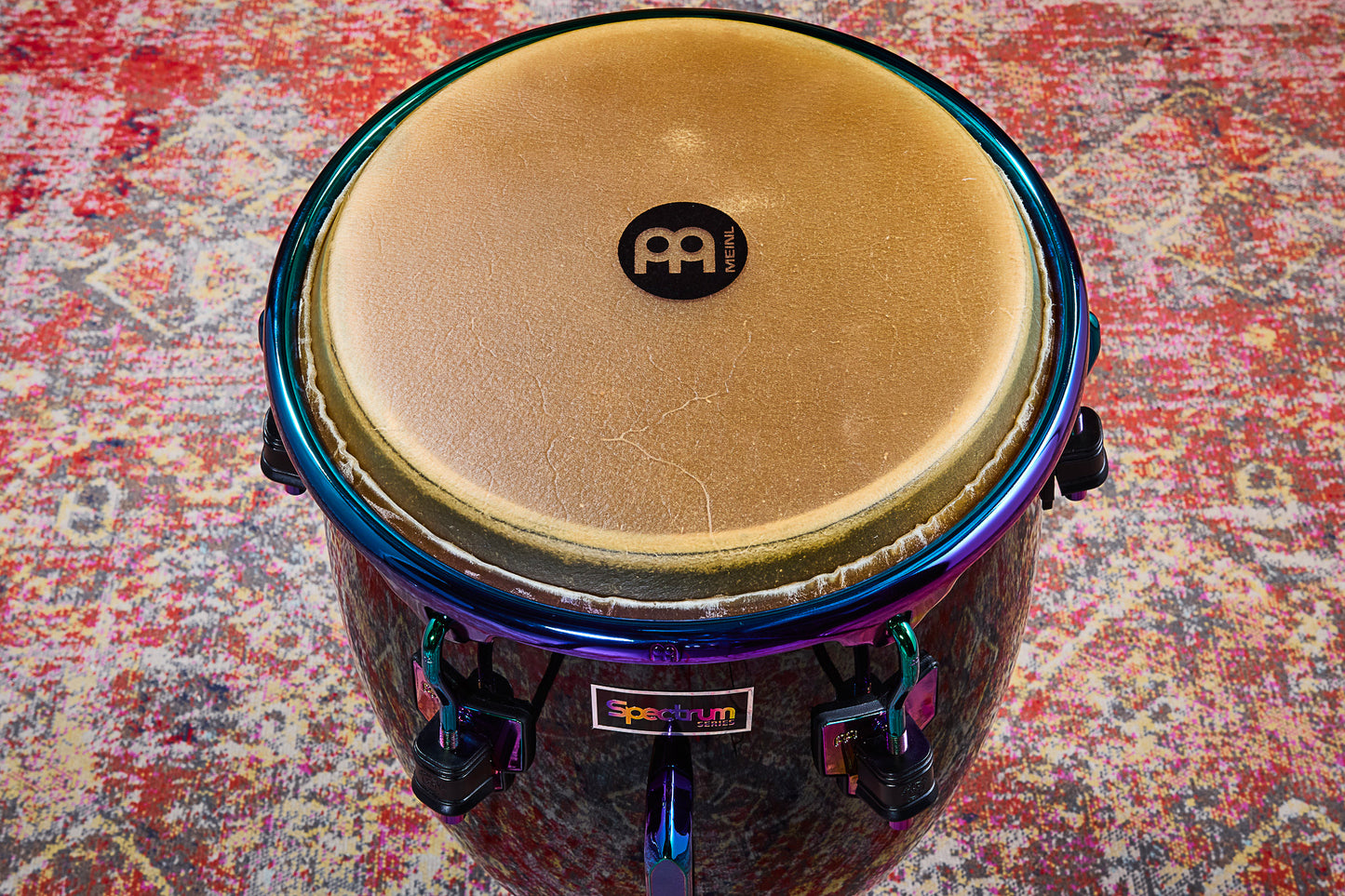 Conga Spectrum 11" 3/4, fût Chêne Siam 3 plis, hauteur 76.2cm, peau true skin buffle, cercles SSR 4mm.