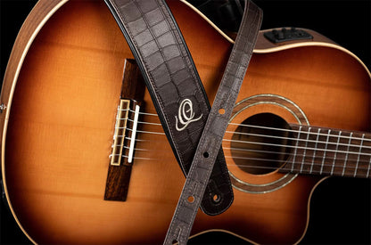 OSCU-1, courroie guitare, série Custom, face et dos cuir, âme synthétique, largeur 7 cm, longueur 145 cm, dark brown croco