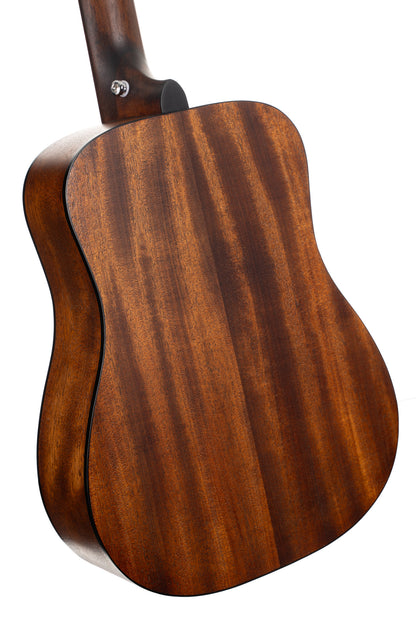 Earth Go, modèle Dreadnought 3/4, table épicéa massif, fond & éclisses acajou, HyVibe 2,  housse, naturel pores ouverts