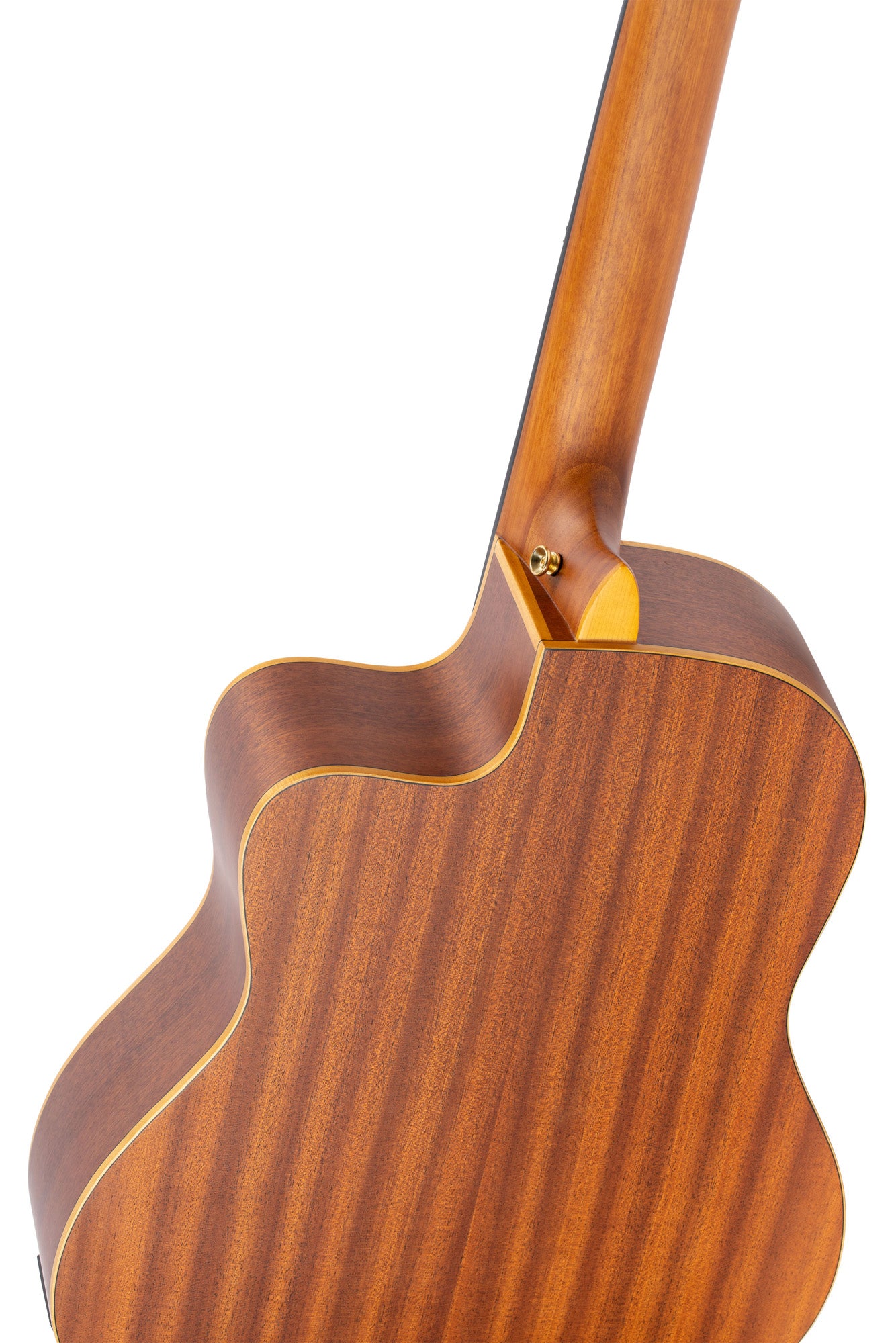 RCE131SN, modèle Slim Neck, pan coupé, EQ MagusPro, table cèdre rouge massif, manche acajou (sillet 48 mm), housse, naturel