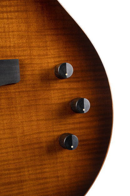 SUNSET NYLECTRIC DLX, table épicéa avec placage érable flammé, corps acajou chambré, EQ Fishman VTB, housse, tobacco sunburst