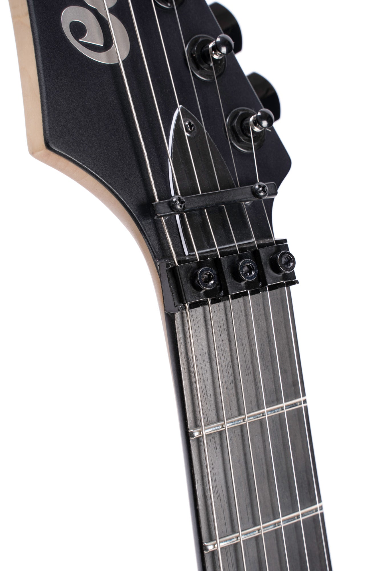 X500 Menace, corps acajou, table érable massif, manche collé 7 pièces, touche ébène, vibrato Floyd Rose, micros Seymour, noir