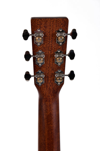 Modèle SOMR-28M, Orchestra Model, table épicéa massif, f/e palissandre massif, touche & chevalet ébène, soft case, nat. brillant