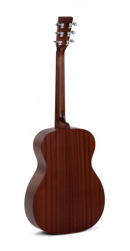 Modèle 000M-15L, Forme 000, table acajou massif, f/e acajou, touche micarta, naturel satiné, gaucher