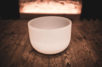 Bol tibétain d'une taille de 13" (33,02cm), hauteur : 24,38 cm.