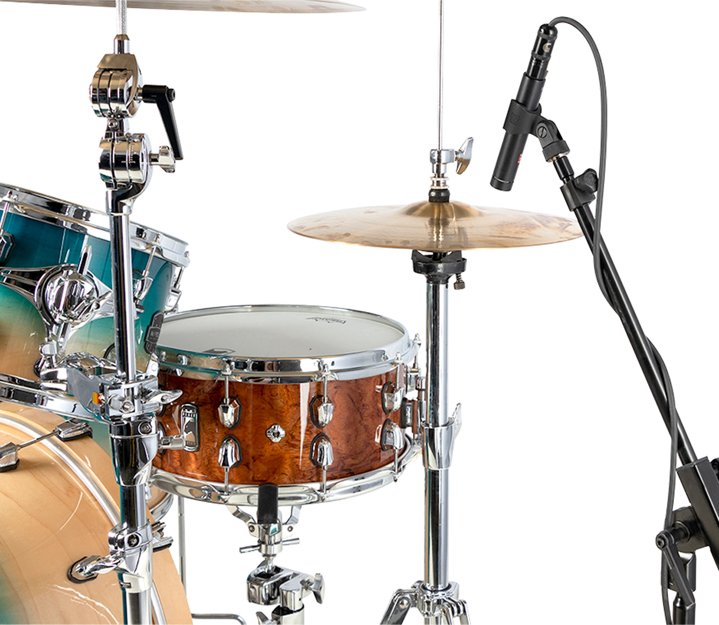 Support bas avec perche télescopique courte 2 parties, idéal pour batterie ou ampli, levier Power Lock, système Quik-N-EZ