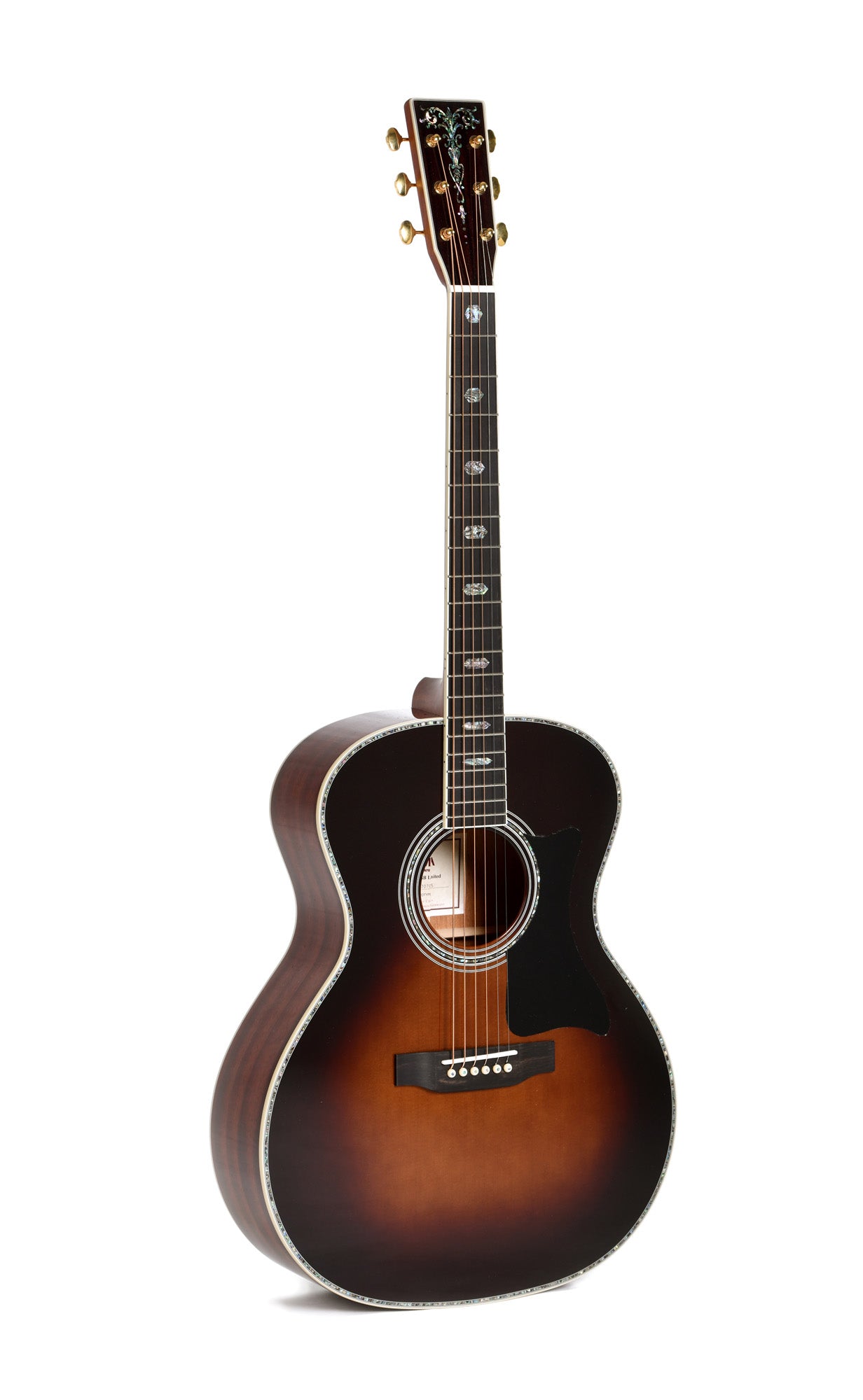 Modèle SGM-41-SB, Grand OM, table épicéa massif, f/e acajou massif, touche ébène, soft case, sunburst brillant