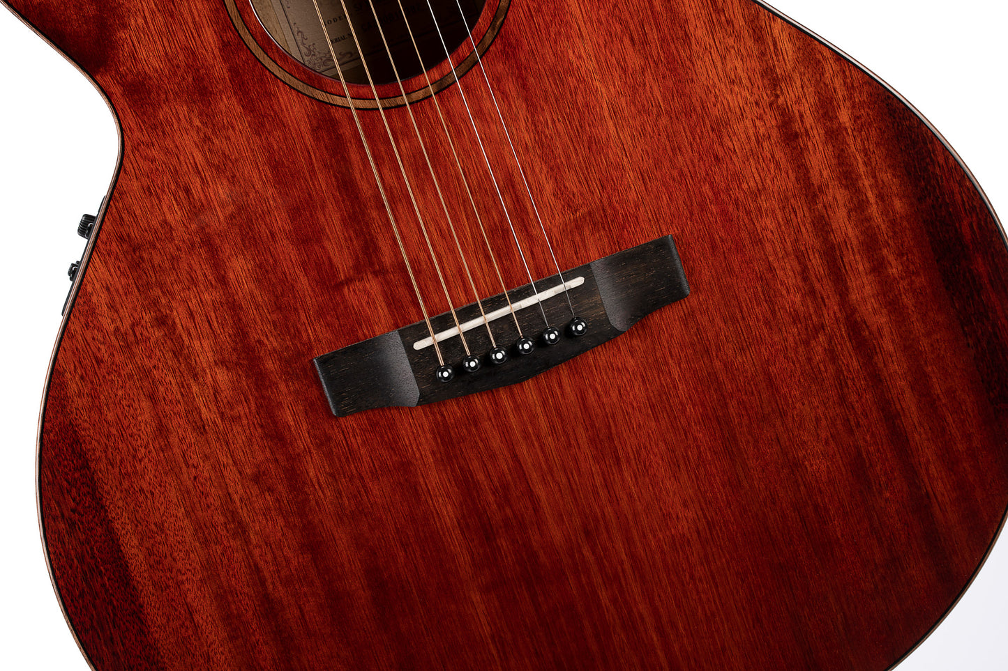 SFX-MY, myrtlewood massif torrefié, fond & éclisses myrtlewood, touche ovangkol, EQ Fishman Presys II, brun brillant