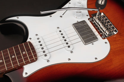 G260CS, corps aulne, manche érable"roasted", touche pau ferro, 2 micros simples et 1 double Voiced Tone, sunburst 3 tons