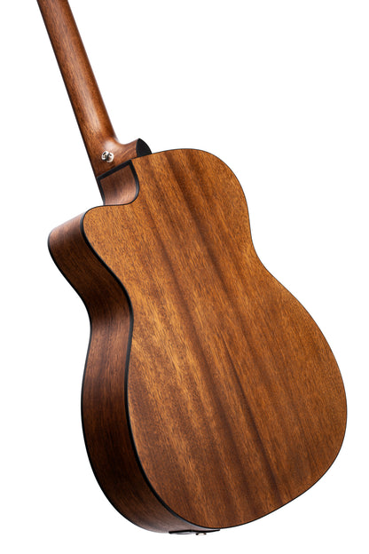 CORE-OC, forme OM, table acajou massif, f/e acajou massif, EQ Fishman Sonitone, soft case, noir dégradé pores ouverts