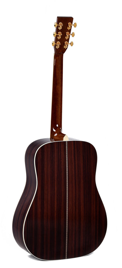 Modèle DT-42, Dreadnought, table épicéa massif, f/e tilia, touche micarta, binding abalone, étui, naturel brillant