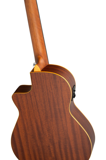 RCE125-34, corps Thinline, pan coupé, EQ Magus X/G, table épicéa, f/e acajou, sillet 45 mm, housse, naturel satiné