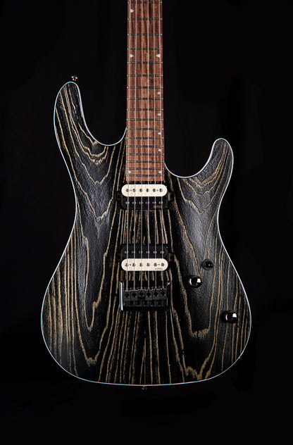 KX300 ETCHED, 6 cordes, corps acajou, table frêne sablée, touche pau ferro, 2 micros doubles EMG RetroActive, noir et or