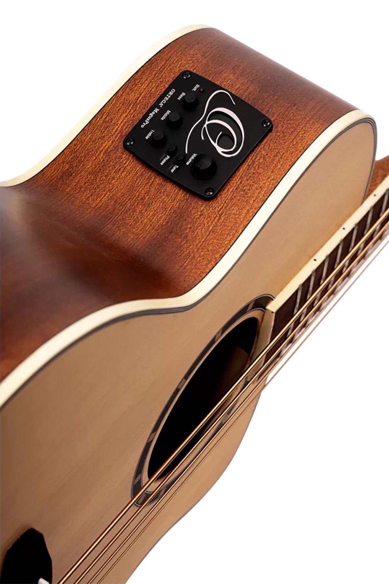 D7CE-4, basse 4 cordes, pan coupé, EQ Ortega MagusPro, table épicéa, f/e acajou, manche acajou, naturel satiné