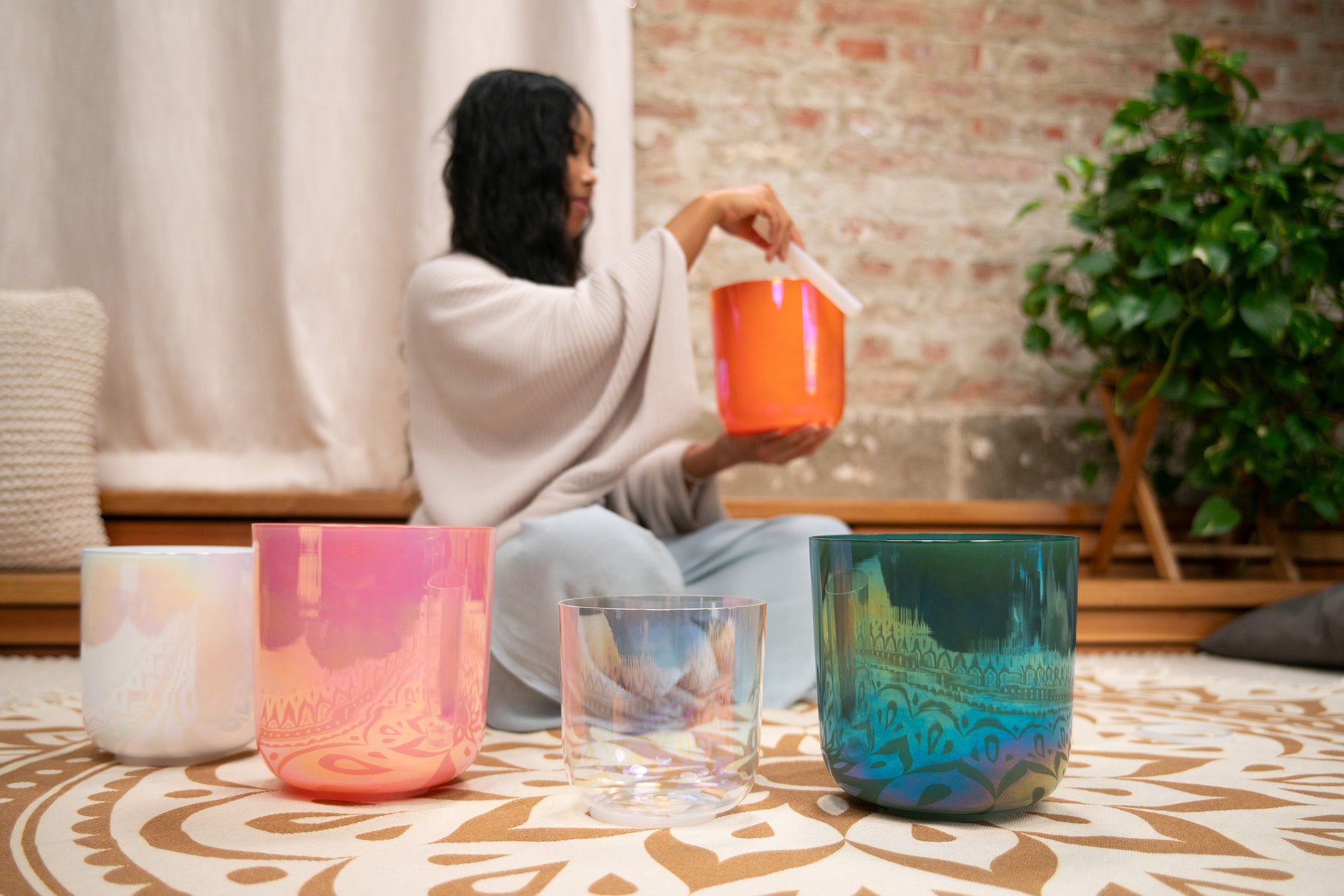 SINGING BOWL SONIC ENERGY ESSENCE CRYSTAL 7" NOTE B3, CRÈME, CHAKRA COURONNE