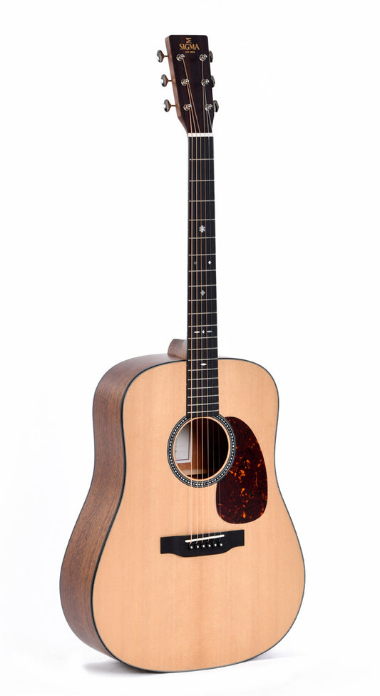Modèle SDM-10E, Dreadnought, table épicéa Sitka massif, f/e acajou massif, touche micarta, EQ LR Baggs, soft case, naturel