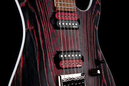 KX300 ETCHED, 6 cordes, corps acajou, table frêne sablée, touche pau ferro, 2 micros doubles EMG RetroActive, noir et rouge