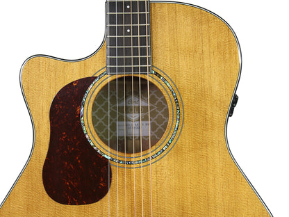 GOLD-A6, forme Grand Auditorium, table épicéa massif torréfié, f/e acajou massif, EQ Fishman Flex Blend, naturel, gaucher