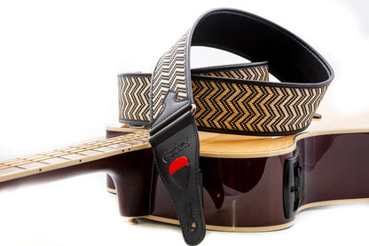 Courroie modèle VICTORIA, fibre naturelle, largeur 6 cm, longueur 95 à 150 cm, porte-médiators intégré, beige et noir