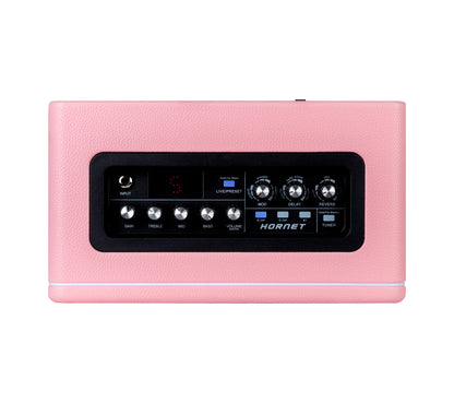 Ampli HORNET PINK, 15W, HP 6.5", 9 modélisations d'amplis haute-qualité, effets Modulation/Délai/Réverb, rose