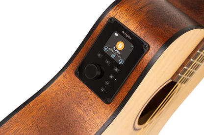 Earth Go, modèle Dreadnought 3/4, table épicéa massif, fond & éclisses acajou, HyVibe 2,  housse, naturel pores ouverts