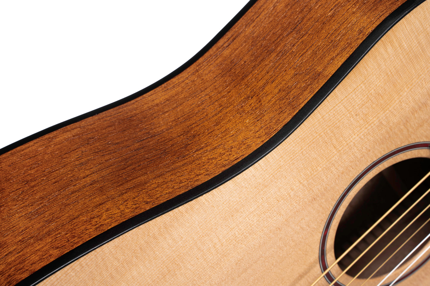 Earth Mini, modèle Dreadnought 3/4, table épicéa massif, fond & éclisses acajou, housse, naturel pores ouverts