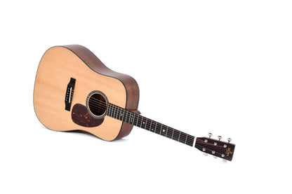 Modèle SDM-10E, Dreadnought, table épicéa Sitka massif, f/e acajou massif, touche micarta, EQ LR Baggs, soft case, naturel