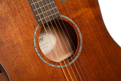 Earth 60 CE, pan coupé, table acajou massif, fond & éclisses acajou, touche laurier, EQ CE304T, naturel pores ouverts