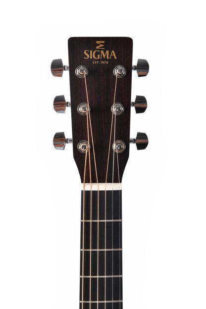 Modèle SOMM-STE, Orchestra Model, table épicéa massif, f/e acajou massif, touche micarta, EQ Fishman, soft case, naturel satiné