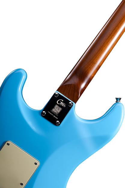 GTRS S801, corps tilleul, manche érable torréfié, touche érable, micros et processeur GTRS, sonic blue