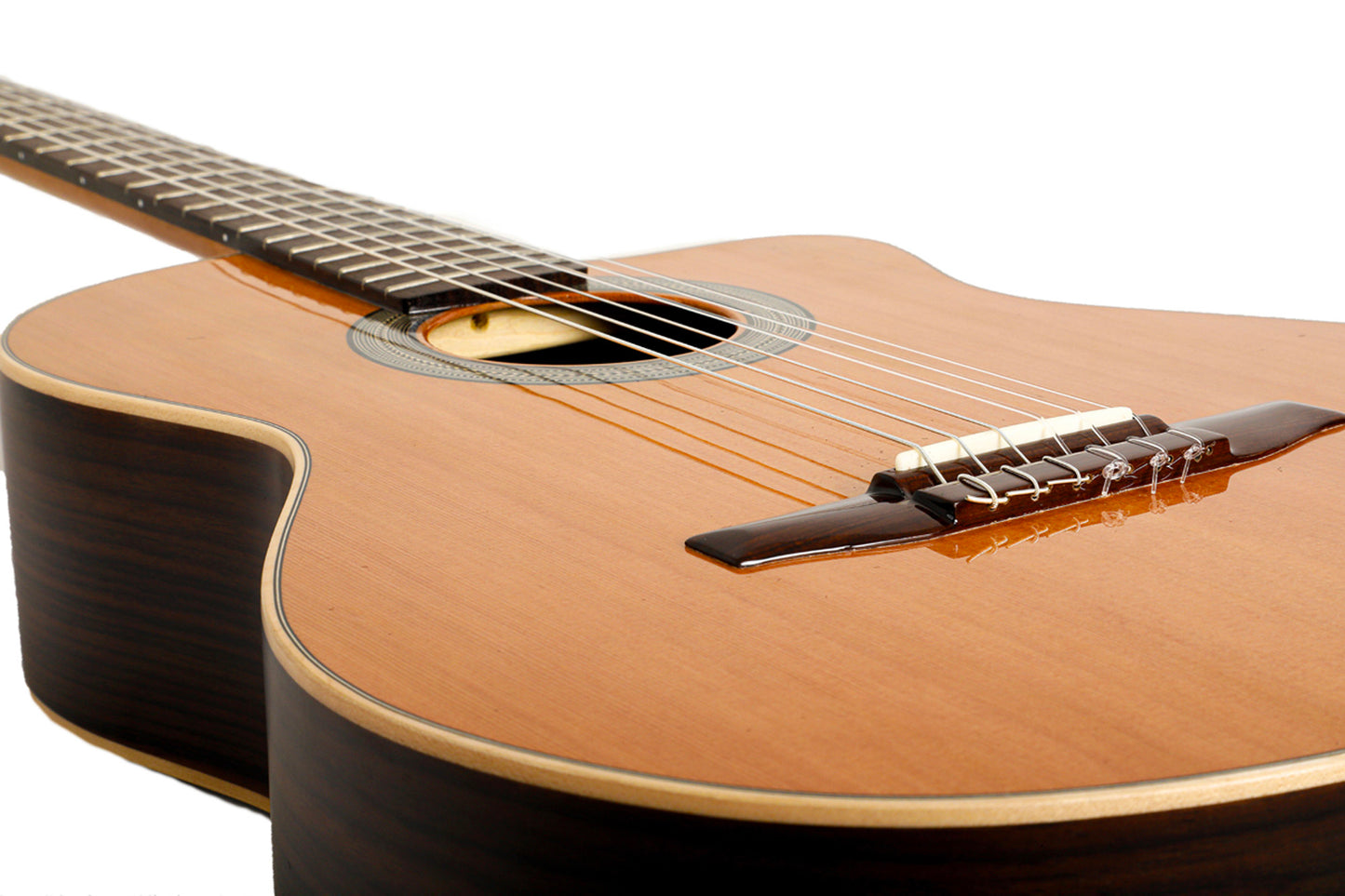 CROSSOVER-CD, pan coupé, EQ Fishman Sonitone, table cèdre massif, fond & éclisses palissandre, satiné, table brillante