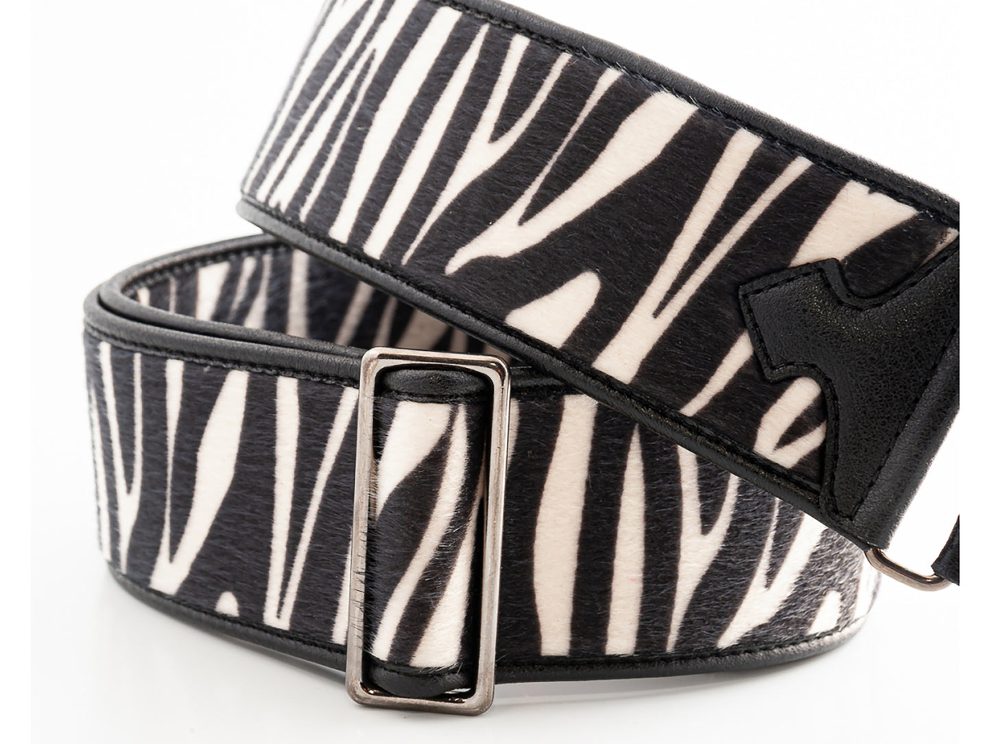 Courroie modèle ZEBRA, synthétique, rembourrée, largeur 6 cm, longueur 95 à 150 cm, porte-médiators intégré, zèbre