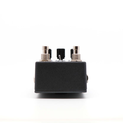 Pédale HALO, Andy Timmons Dual Echo, délai stéréo 5 modes, entrée pour pédale d'expression, boitier métal, gris