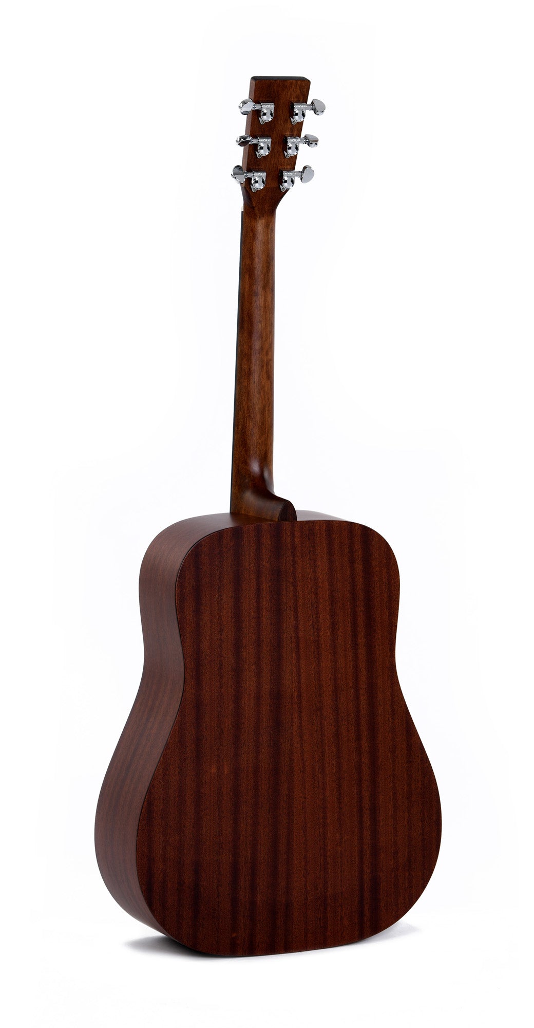 Modèle DM-15, Dreadnought, table acajou massif, f/e acajou, touche micarta, naturel satiné