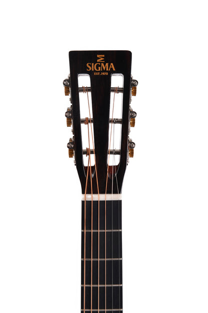 Modèle SDJM-18, Dreadnought, table épicéa massif, f/e acajou massif, touche ébène, tête ajourée, soft case, naturel brillant