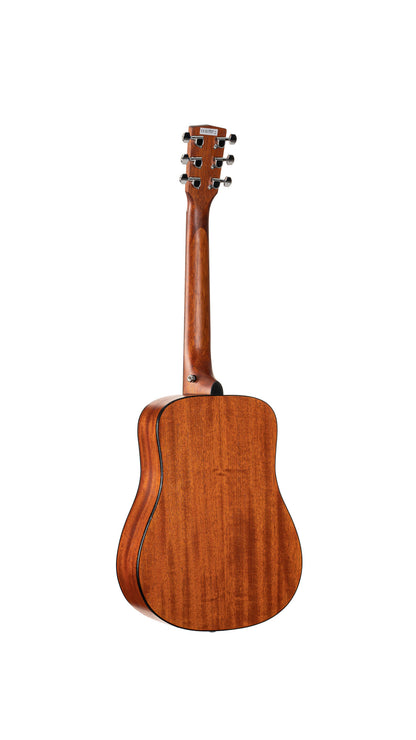 AD mini-M, dreadnought 3/4 (diapason 579 mm), table acajou, fond & éclisses acajou, rosace blanche nacrée, avec housse