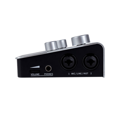 Interface audio STEEP II, 2 canaux, deux entrées combo XLR/Jack, alimentation fantôme, USB type C 2.0, MIDI In/Out, argent