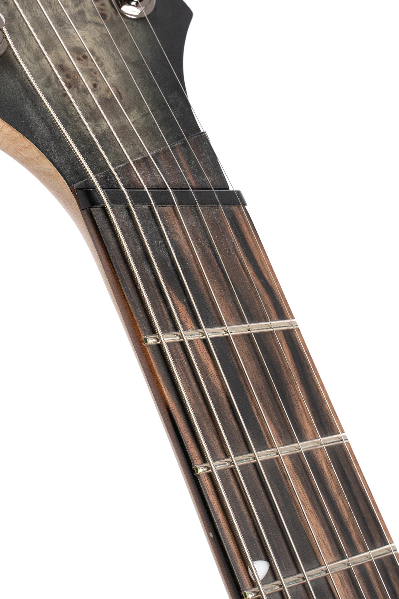 KX507MS, modèle 7 cordes, corps acajou, table peuplier figuré, touche ébène, micros Fishman Fluence, star dust black