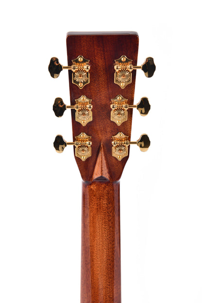 Modèle SOMR-45-SB, Orchestra Model, table épicéa massif, f/e palissandre massif, touche ébène, étui, sunburst brillant