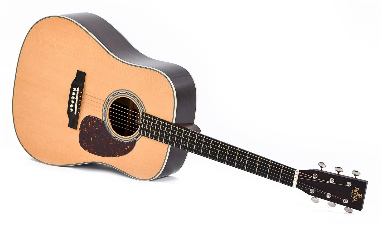 Modèle SDR-28, Dreadnought, table épicéa massif, f/e palissandre massif, touche & chevalet ébène, soft case, naturel brillant