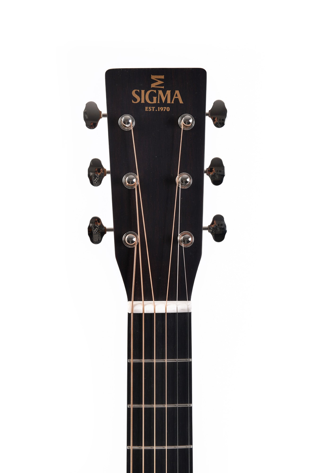 Modèle S000R-28V, série Custom, Forme 000, table épicéa massif, f/e palissandre massif, touche ébène, soft case, naturel