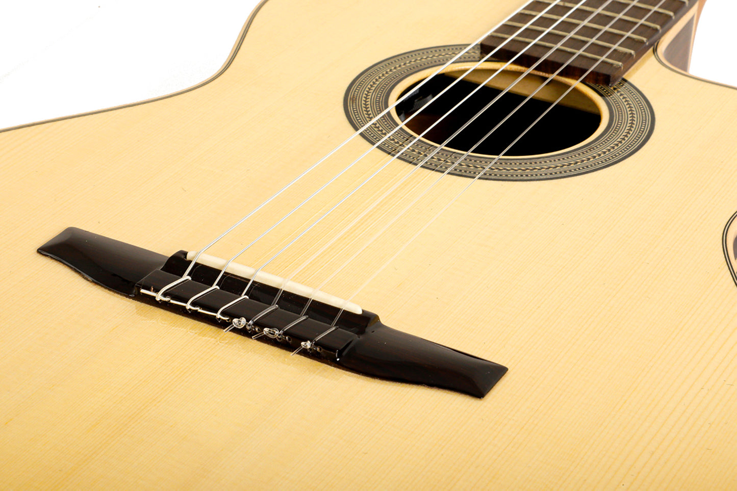 CROSSOVER-SP, pan coupé, EQ Fishman Sonitone, table épicéa massif, fond & éclisses palissandre, satiné, table brillante