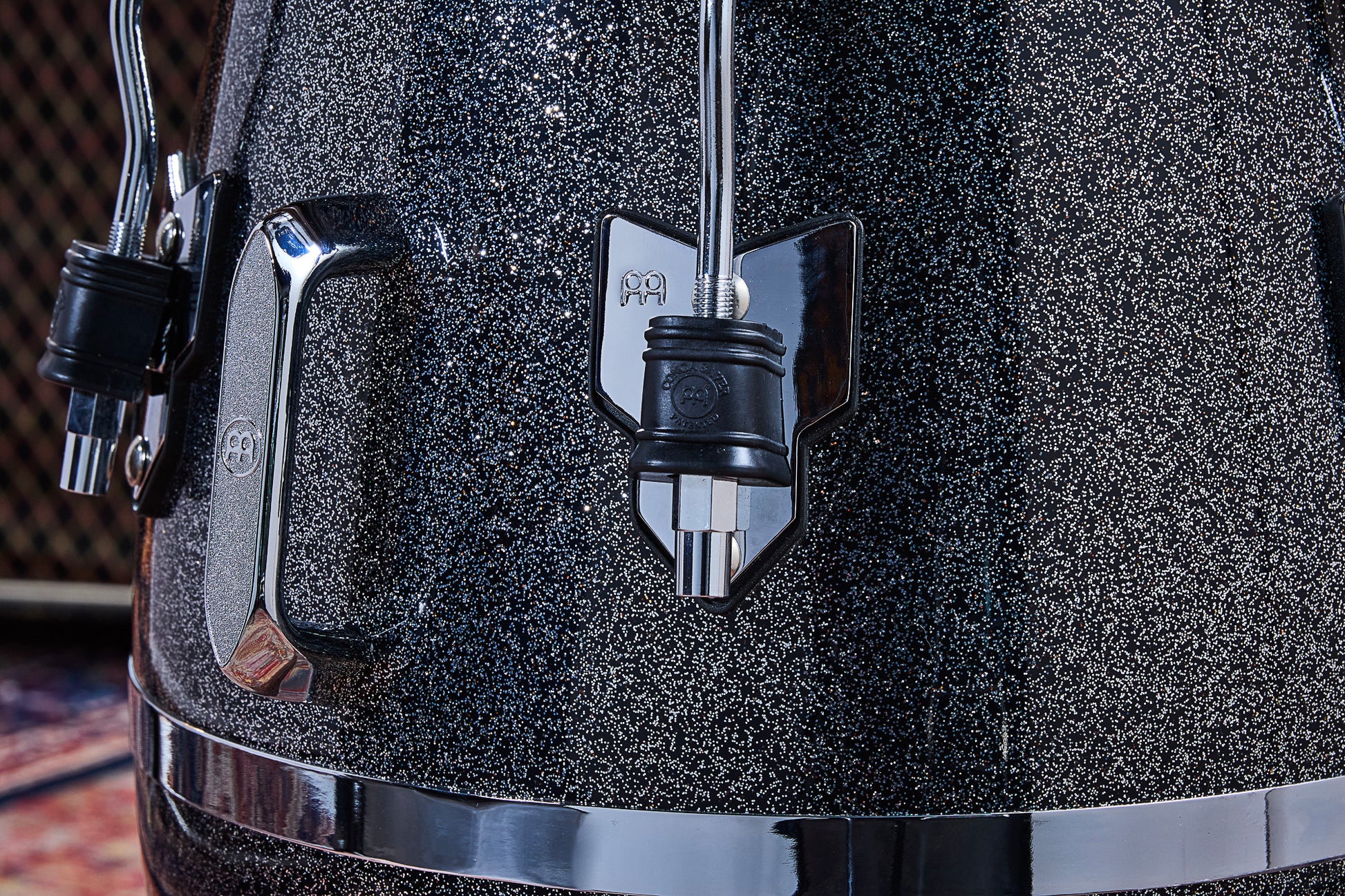 Tumba Diego Galé 12"1/2, fût fibre de verre 'premium', hauteur 71.12cm, peau cuir de veau noir, cercles SSR 4mm