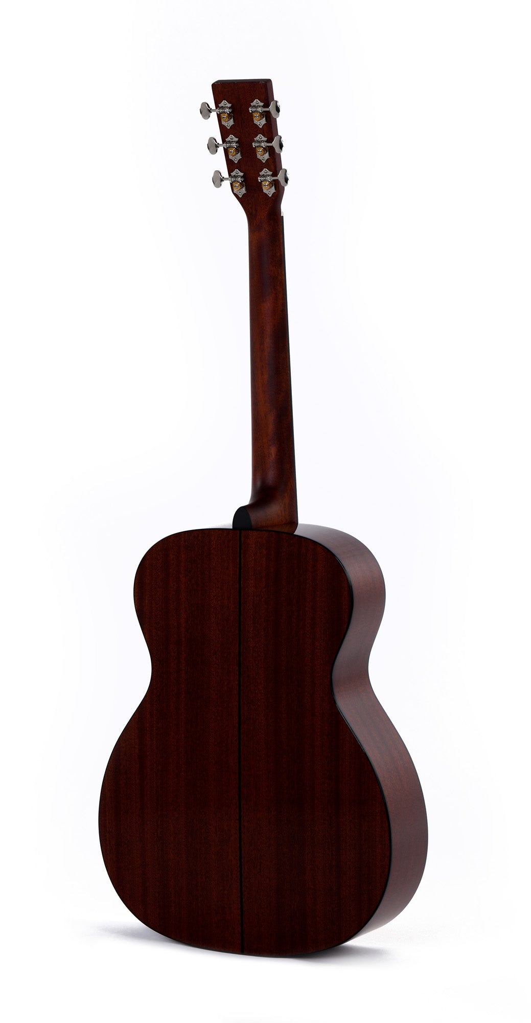 Modèle 000M-18L, Forme 000, table épicéa massif, f/e acajou, touche micarta, soft case, naturel brillant, gaucher