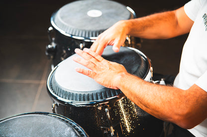 Tumba Diego Galé 12"1/2, fût fibre de verre 'premium', hauteur 71.12cm, peau cuir de veau noir, cercles SSR 4mm