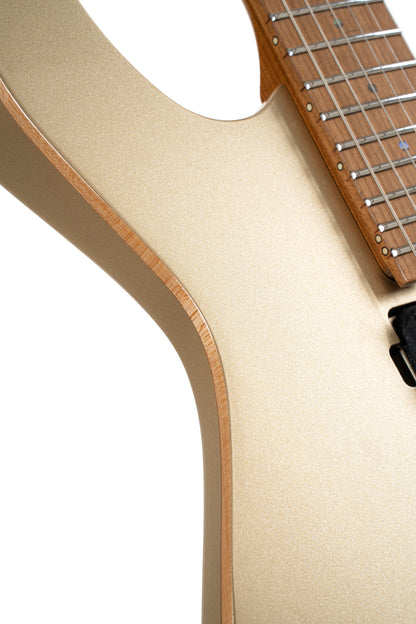 G300 PRO, corps tilleul, table érable massif, manche et touche érable torréfié, 2 micros Seymour Duncan, metallic gold